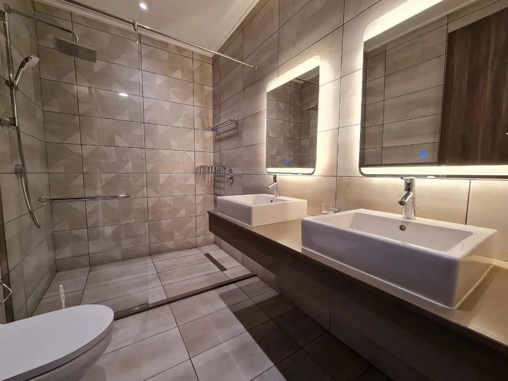 imgi_169_WhatsApp-Image-2025-05-18-at-6.05.00-PM Imgi 169 whatsapp image 2025 05 18 at 6.05.00 pm