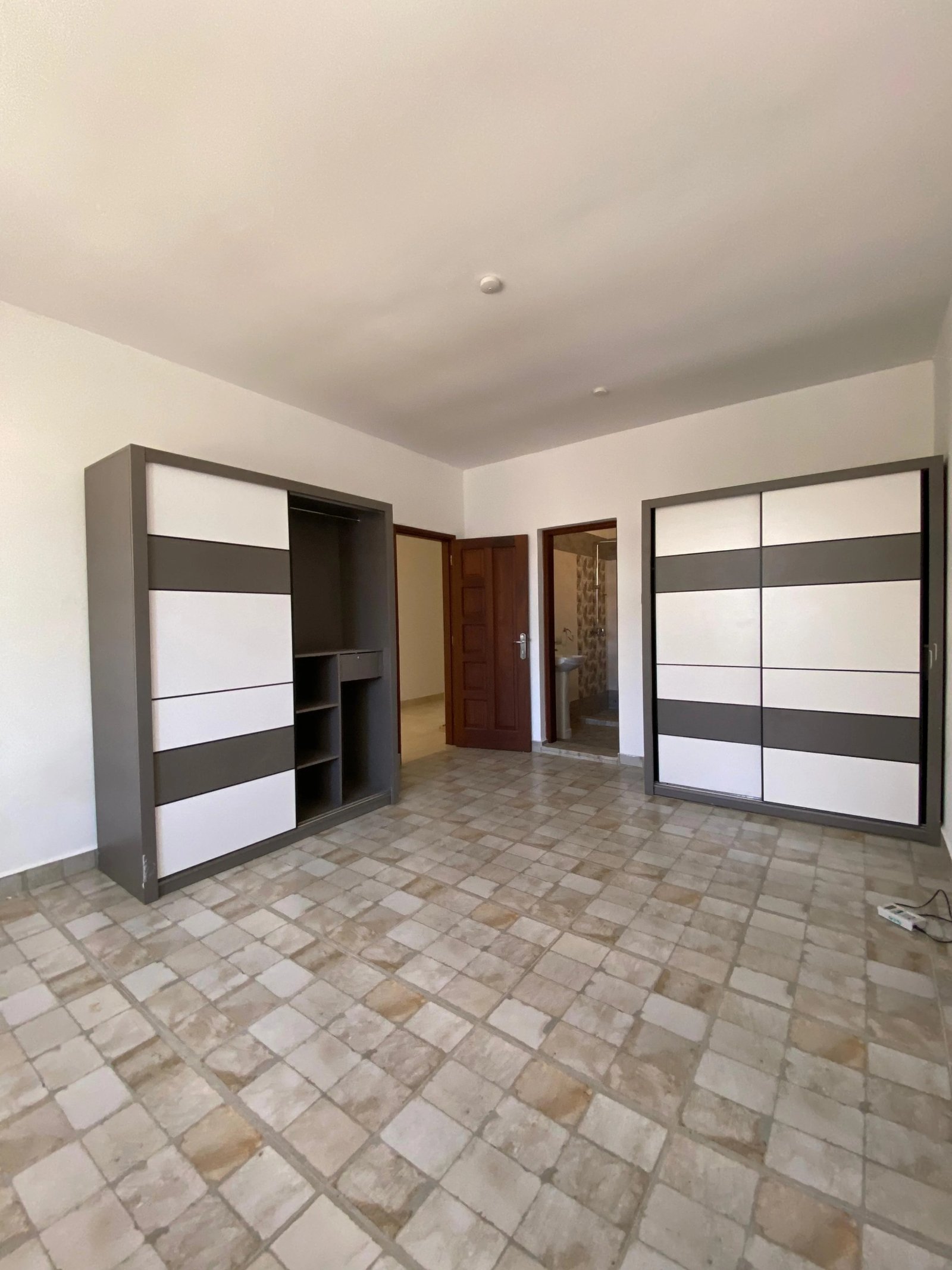 Imgi 214 whatsapp image 2024 10 11 at 14.19.08 1