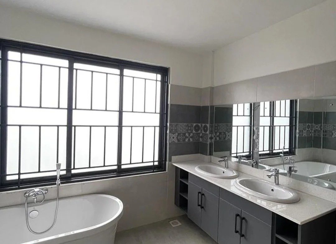 Imgi 119 395400464 175258758913851 5315797279302607496 n 1080x785