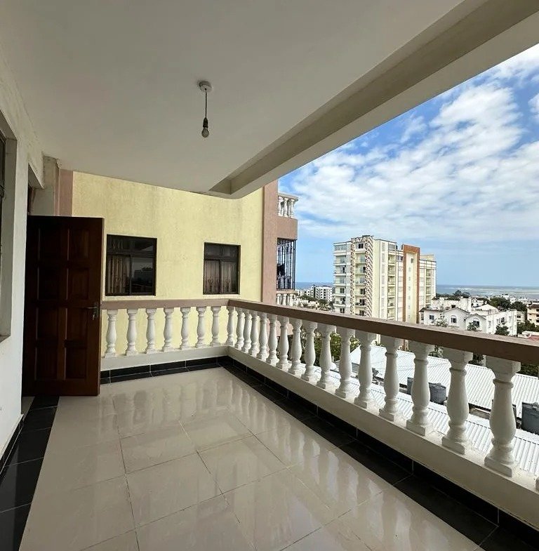 Imgi 2 whatsapp image 2024 01 08 at 20.03.12 1 768x785